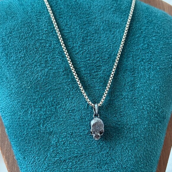 David Yurman 925 Sterling Silver Black Skull Small Pendant Chain Size 28' - Picture 4 of 4